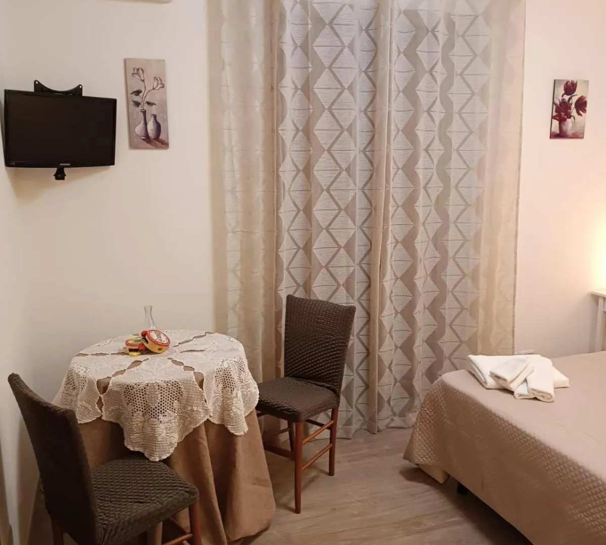 Konukevi La Gioia Otel Giardini Naxos
