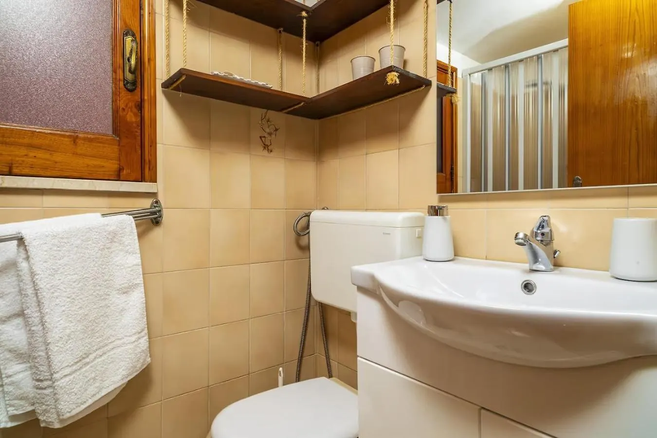 La Gioia Otel Giardini Naxos Konukevi